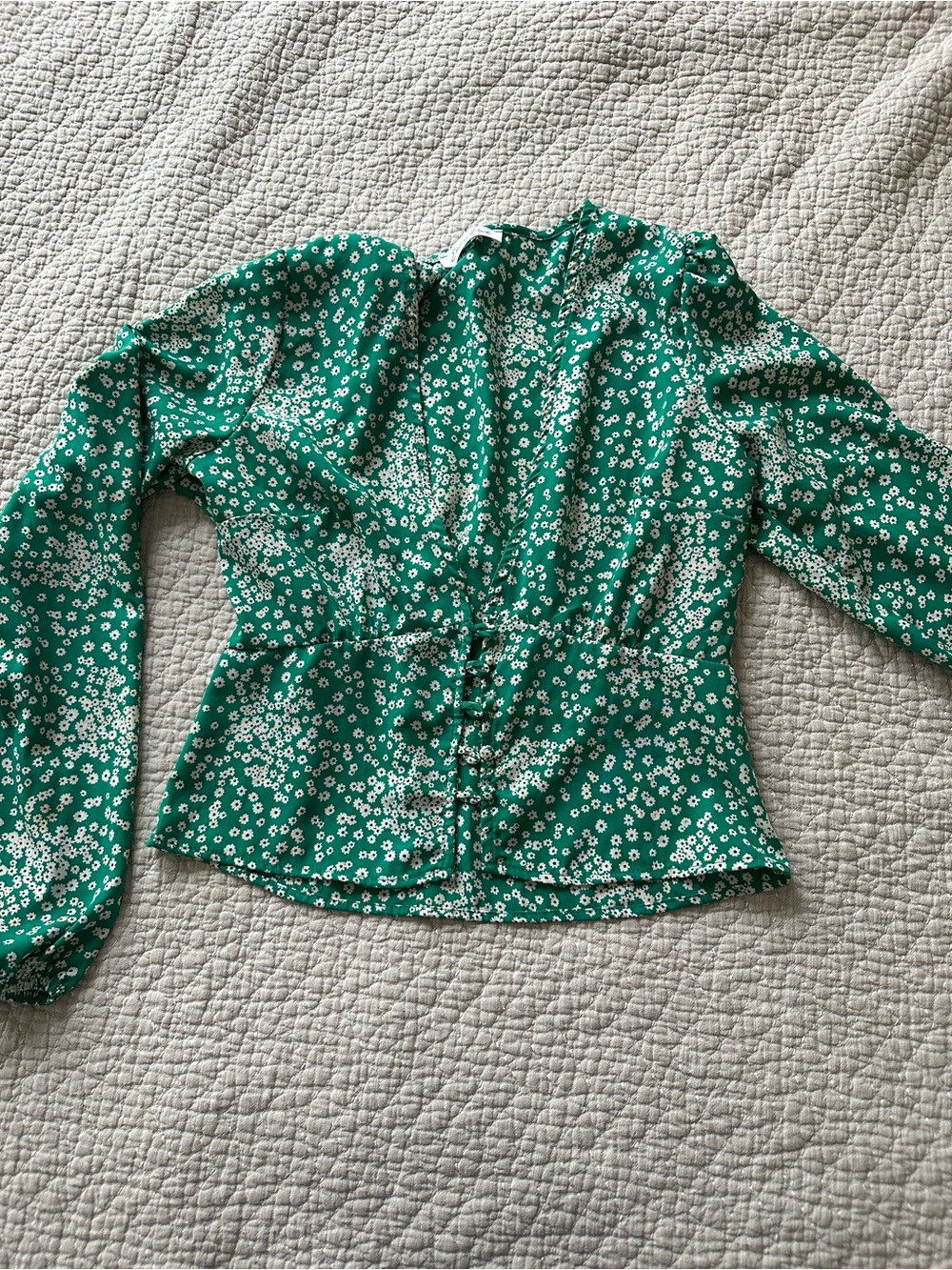 Green Floral Button-Front Women’s Top